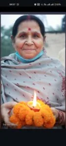 आस्था स्पेस टाऊन सोसाइटी के ईडीपी में रहने वाली श्रीमती गीता शुक्ला जी की माता श्रीमती कौशल्या देवी था का निधन……