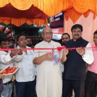 इवास मॉड्यूलर किचन और बॉर्डरोब्स का झारखंड में पहला शोरूम का उद्घाटन विधायक सरयू राय ने काशीडीह में फीता काट कर किया….