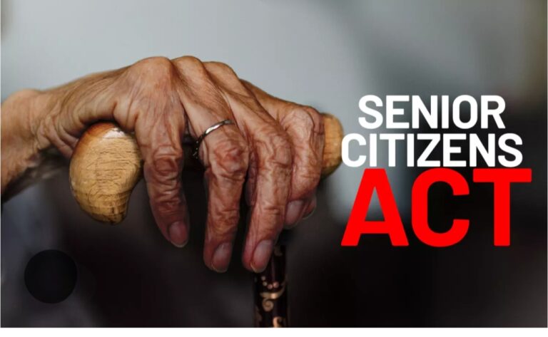 क्या भारत में बुजुर्ग होना अपराध है?