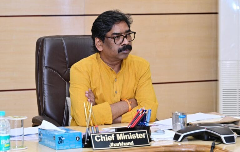 शिबू सोरेन की कुर्सी पर राज्यसभा में कौन बैठेगा…..?