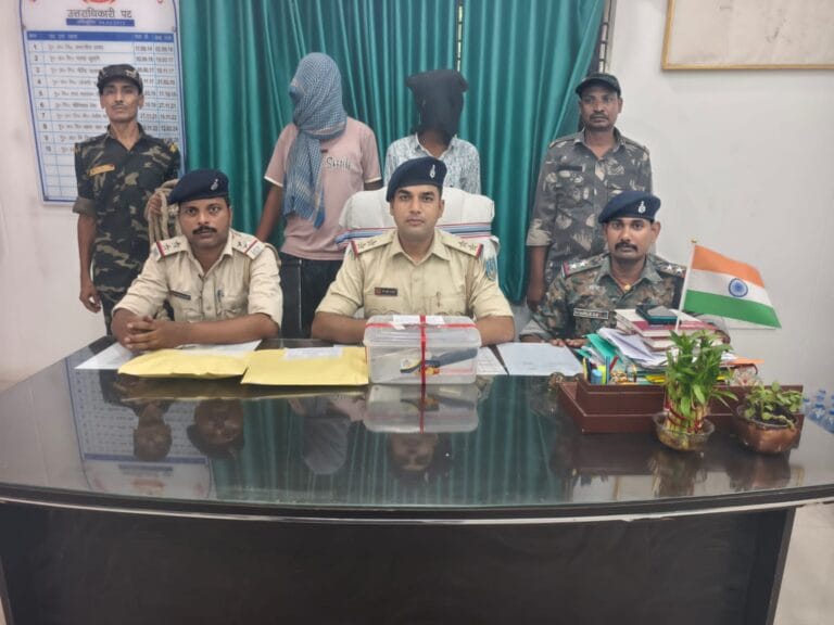 चापड़ से हमला करने वालों की गिरफ्तारी पर बोले आर.आई.टी थाना प्रभारी रविकांत पराशर, भयमुक्त होकर रहे क्षेत्र की जनता, पुलिस आपकी सेवा में सदैव तत्पर…..
