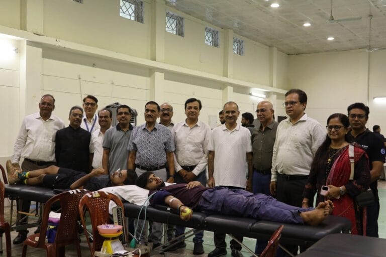 NIT जमशेदपुर में रक्तदान एवं स्वास्थ्य जांच शिविर का आयोजन…..