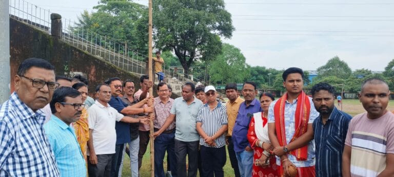 आगामी 32वें श्री सार्वजनिक रावण दहन महोत्सव के सफल आयोजन को लेकर आज शनिवार फुटबॉल मैदान बागुनहातु स्टेडियम में भूमि पूजन कार्यक्रम आयोजित…..