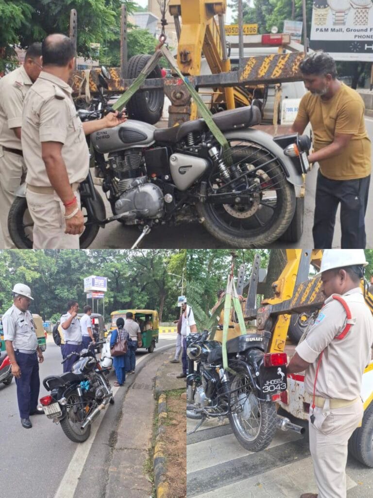 मोडिफाइड साइलेंसर के खिलाफ बिष्टुपुर ट्रैफिक पुलिस की कार्रवाई…..
